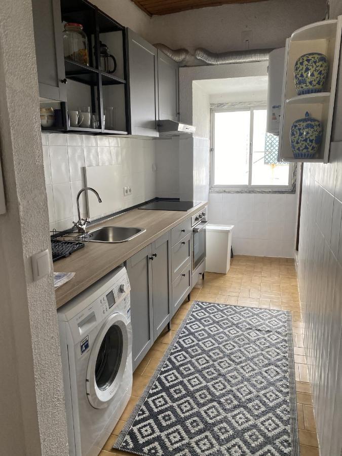 Vintage 2Bedroom Apartment Lisbon Bagian luar foto
